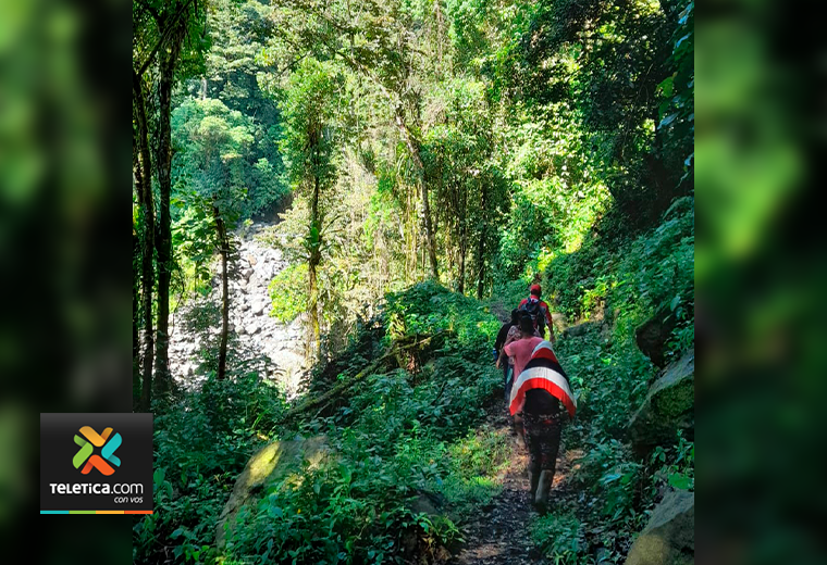 Niño de 4 años muere arrastrado por corriente de quebrada en Turrialba