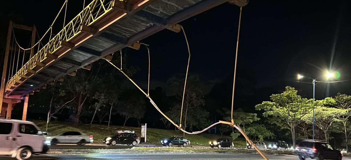 Por qué pese a advertencias no se intervino el puente del Parque de