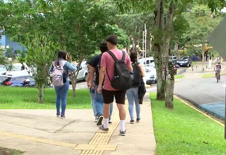 Solo Mitad De Estudiantes De Ltimo A O De Secundaria Tiene Ingl S