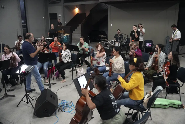 Orquesta Filarmónica dará conciertos con artistas emergentes de la