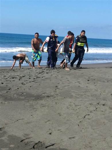 Hombre Muere Ahogado En Playa Hermosa Jaco Teletica