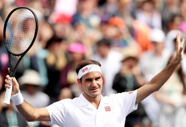 Federer solventa con autoridad su debut en Indian Wells