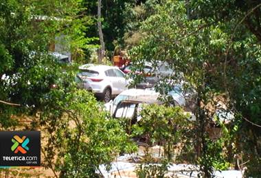 Según el OIJ aún faltan por recuperar tres de los 16 vehículos encontrados en una finca de Alajuela