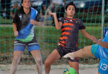 Fútbol Playa Femenino | Prensa Fedefútbol