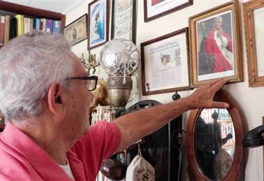 Rafael Bustamante Solís, un historiador de 82 años tuvo el privilegio de servir como guardaespaldas para el pontífice en marzo de 1983.