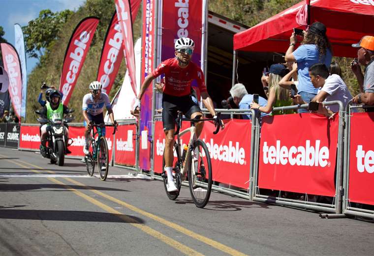 Daniel Bonilla en la quinta etapa.