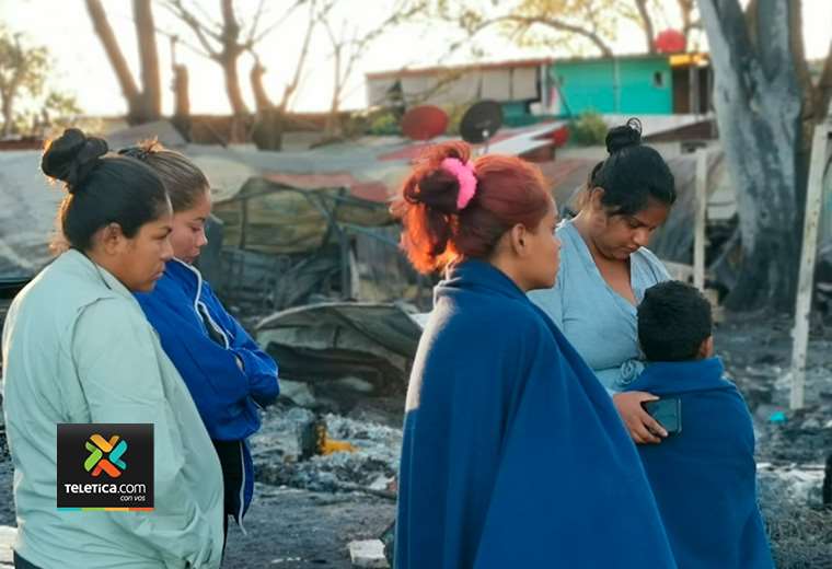 Incendio en precario 'Los Huevitos', Alajuela