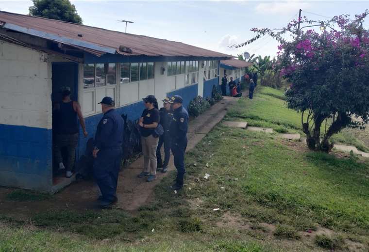 80 policías junto con cruzrojistas y dos drones buscan en cañal a bebé arrebatada a mamá