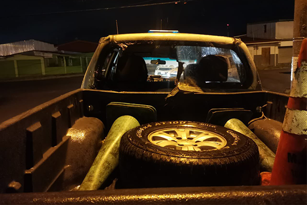 Policía denuncia lanzamiento de bomba molotov contra delegación en Cartago