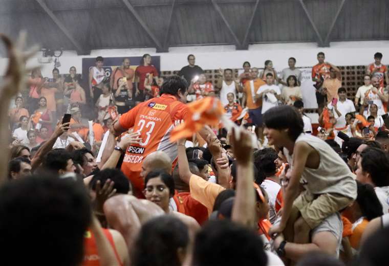 PFC Pelicans ante Escazú