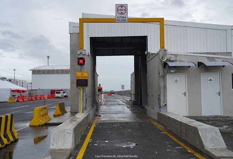 Habilitan dos escáneres más para evitar contaminación de contenedores en APM Terminals