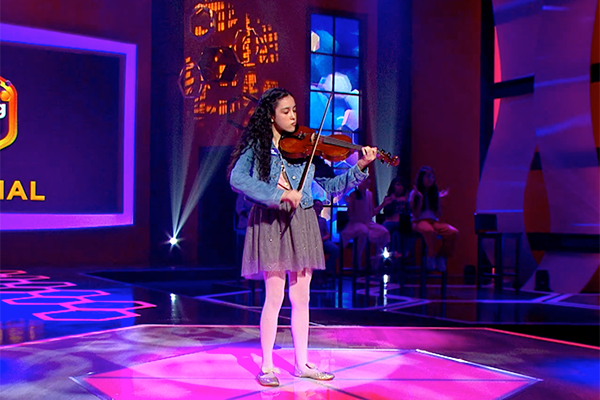  María Guadalupe deslumbró con su actuación en el violín durante la emocionante semifinal 