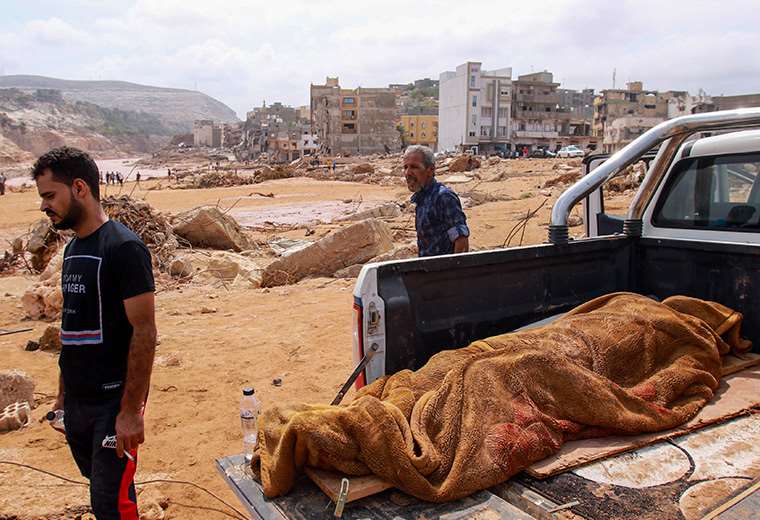 Más de 2.300 muertos por inundaciones en Libia