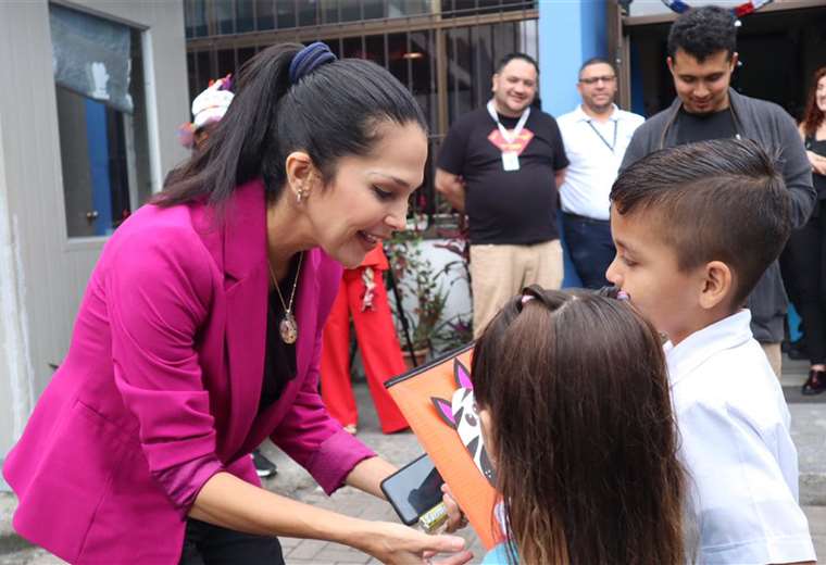 Kennly Garza, ministra del PANI