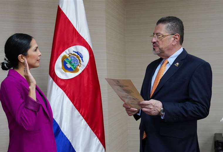 Kennly Garza, ministra del PANI