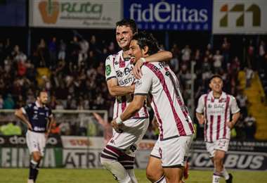 Gino Vivi y Ariel Rodríguez. Saprissa