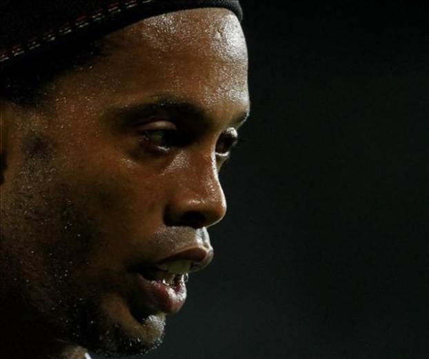 Ronaldinho pasó su cumpleaños solo en una cárcel de Paraguay
