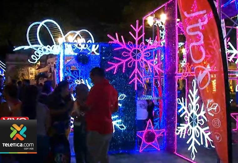 Municipalidad de San José dio por inaugurada la Navidad en el centro de la capital