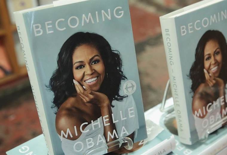Michelle Obama visita Vietnam para promover educación de las adolescentes