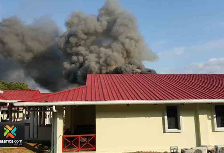 Falla eléctrica fue la causa que provocó incendio en el Hospital Tomás Casas