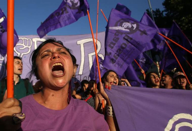 El caso de "la manada de Chile": la mujer que denuncia que fue violada por un grupo de hombres