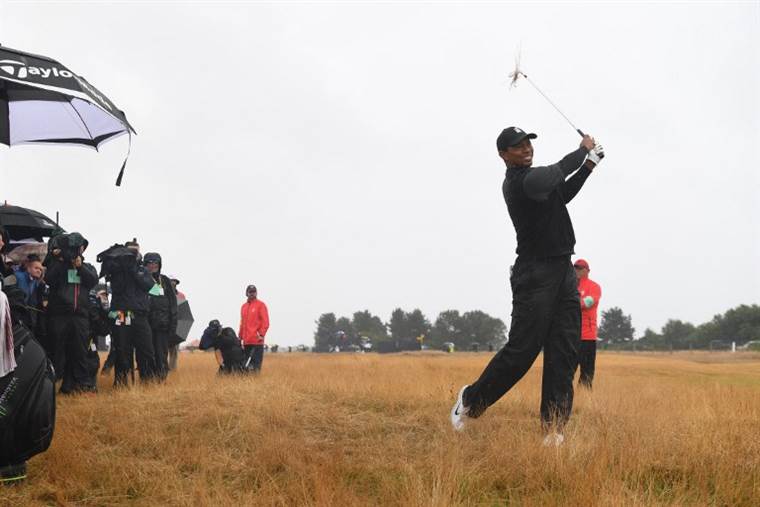 El astro Tiger Woods descarta regreso al golf a tiempo completo