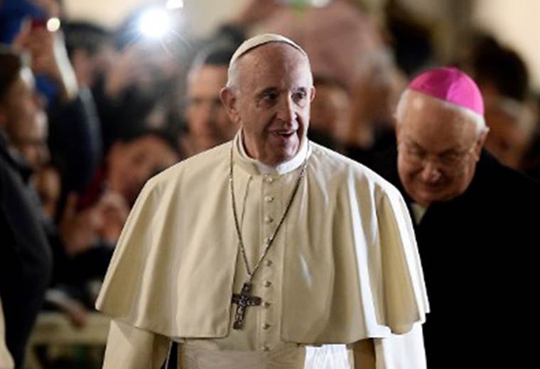 Papa Francisco expresa su pesar por tragedias en México y Brasil