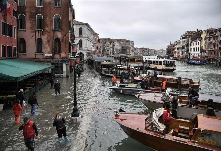 Italia decreta el estado de emergencia en Venecia por las inundaciones