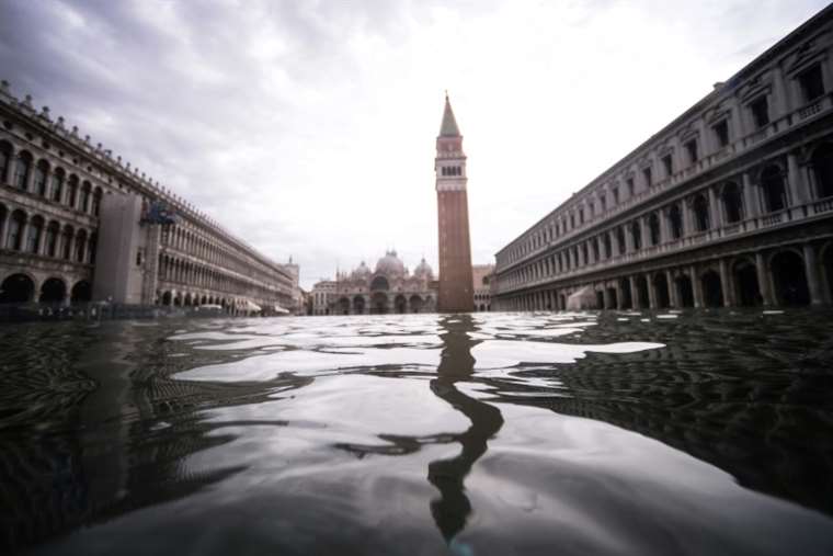 Venecia logra una tregua ante las inundaciones, pero ahora están en alerta Florencia y Pisa
