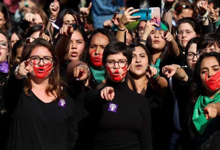 El Violador Eres Tú La Performance De Feministas Chilenas Que Contagia Al Mundo Teletica 4131