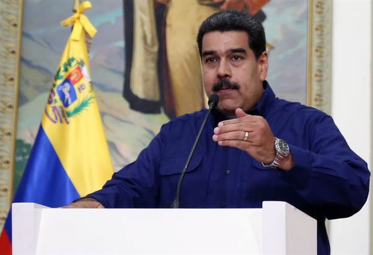 Nicolás Maduro Pide La Renuncia A Todos Sus Ministros Para Hacer Una Reestructuración Profunda 0447