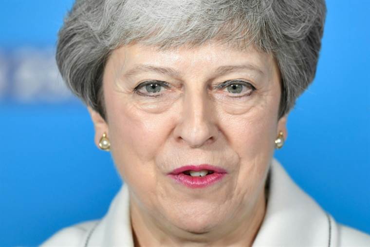 Theresa May hará una "propuesta audaz" sobre el Brexit a los diputados