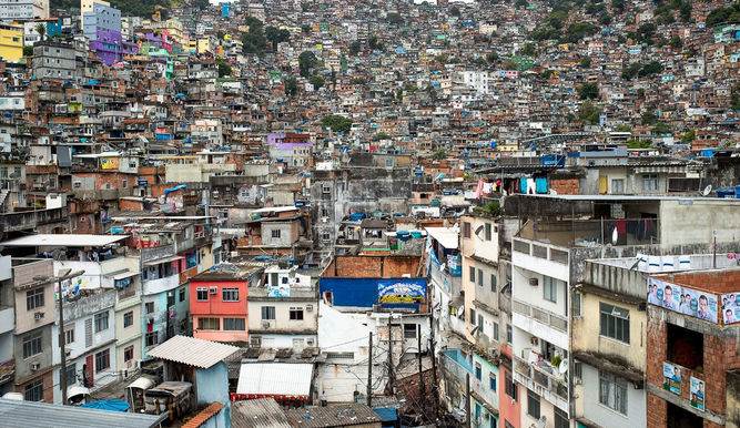 Policía de Río de Janeiro mata a ocho personas en favela 