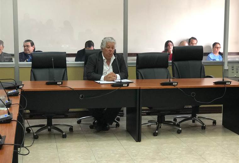 Exministro Melvin Jiménez desmiente a Alberto Raven sobre nombramiento de Barrenechea en el BCR