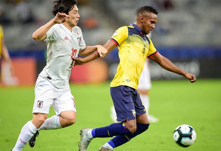 Ecuador y Japón empatan 1-1 y clasifican a Paraguay a cuartos de Copa América