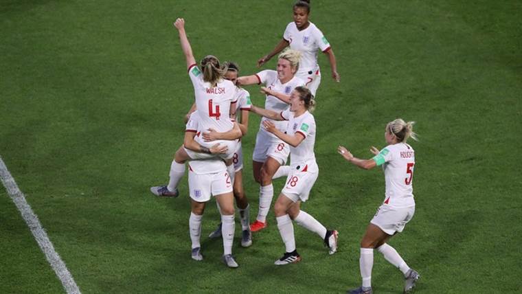 Inglaterra es la primera semifinalista del Mundial Femenino al golear a Noruega