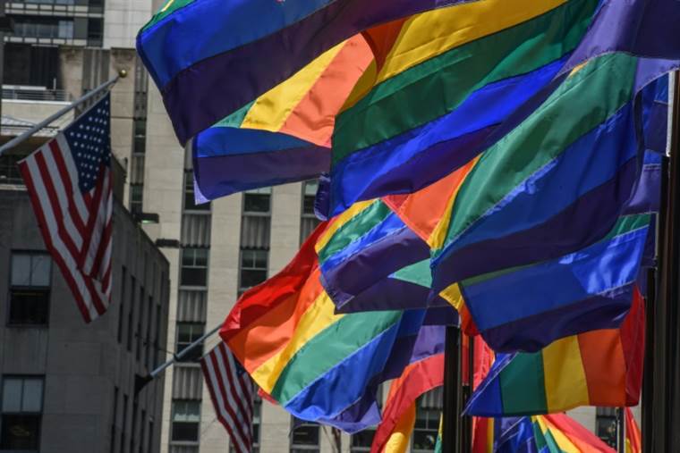 Casa Blanca busca prevenir discriminación en acceso a salud para grupos LGBT