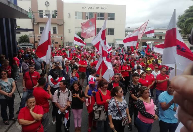 Sociólogo de la UCR afirma que división de la sociedad costarricense no será fácil de reconstruir