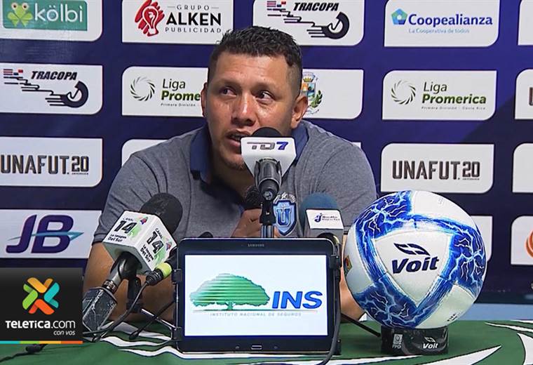 Minor Díaz denunció que su gerente Olman Vega le pone obstáculos en La U