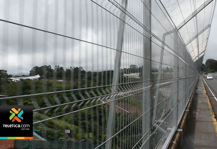 Barreras de protección en 'puente del Saprissa' ya están listas