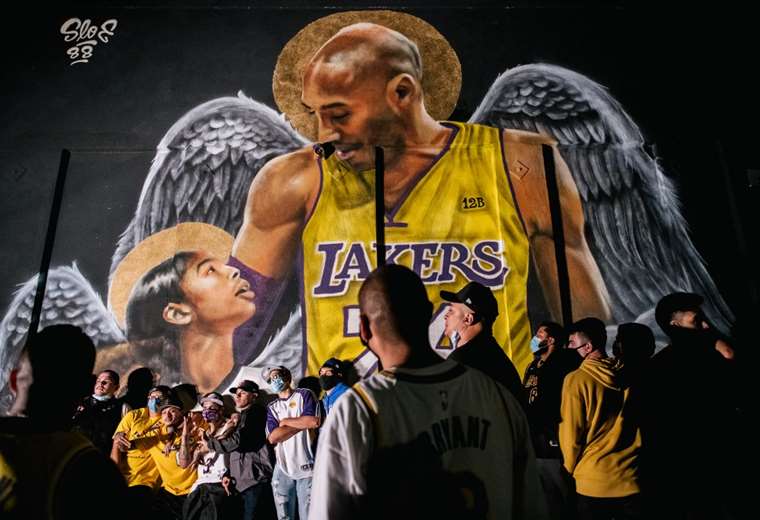 Los Lakers homenajean a Kobe en sus festejos del título NBA