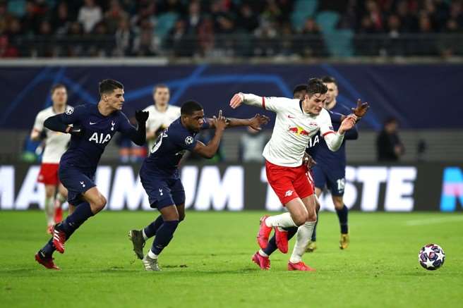 Leipzig gana 3-0 al Tottenham y jugará por primera vez cuartos de 'Champions'