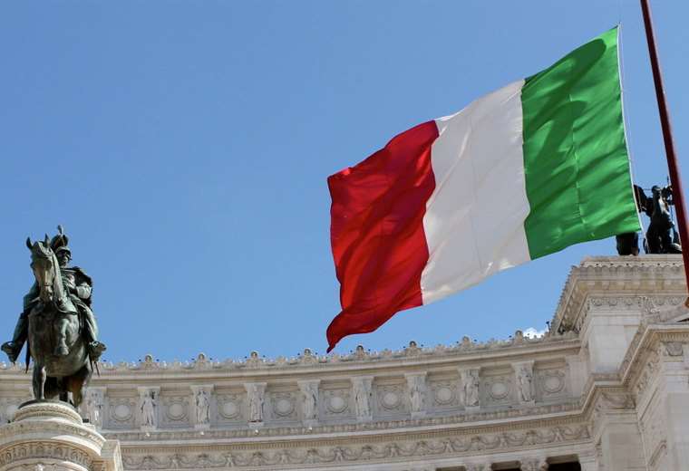 Italia prohíbe ingreso de viajeros de Brasil, Chile y Perú