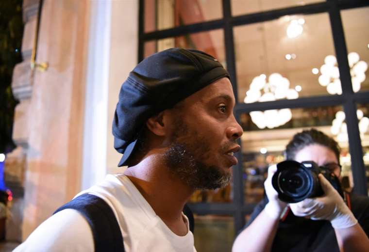 Ronaldinho cumplió cuatro meses preso en un hotel de Paraguay