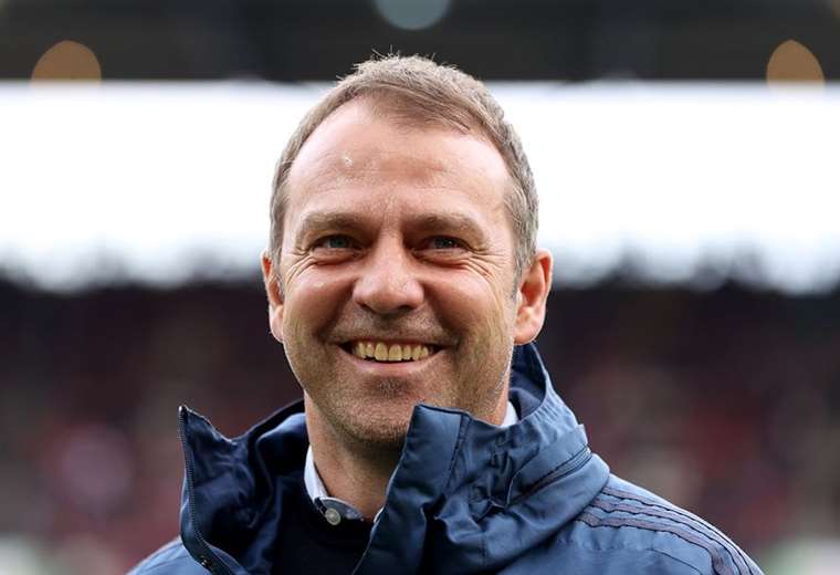 Bayern Munich amplía el contrato de su técnico Hansi Flick hasta 2023