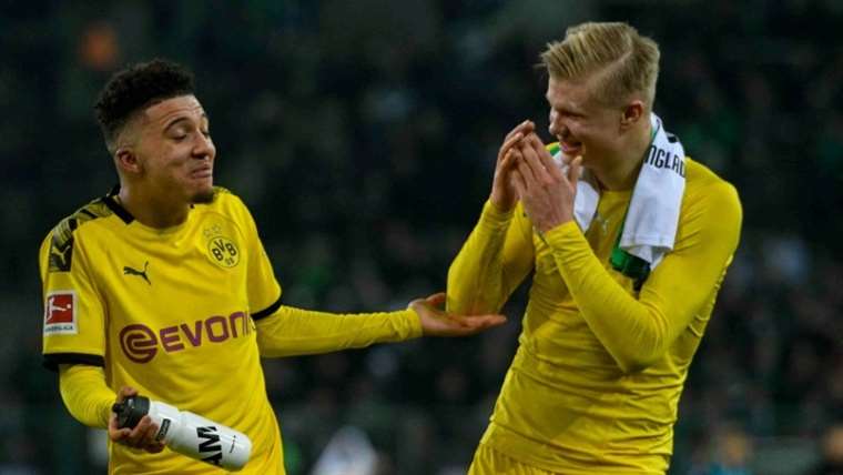 "Un preparador mental es necesario", estima tecnico de Borussia Dortmund