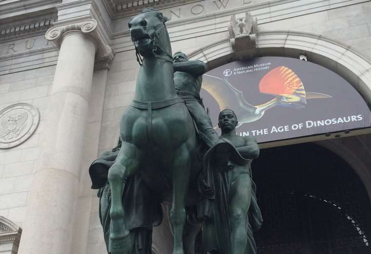 Museo de NYC retirará estatua de Roosevelt por racista