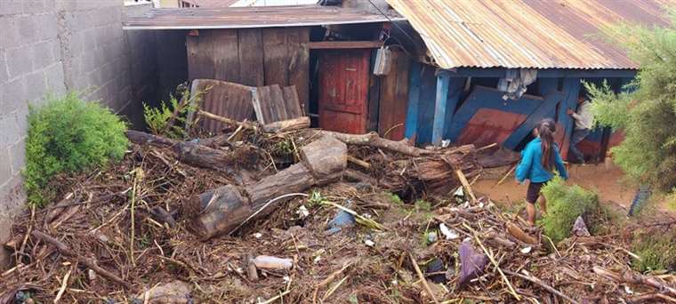 Más de 50 muertos en Guatemala por el ciclón Eta