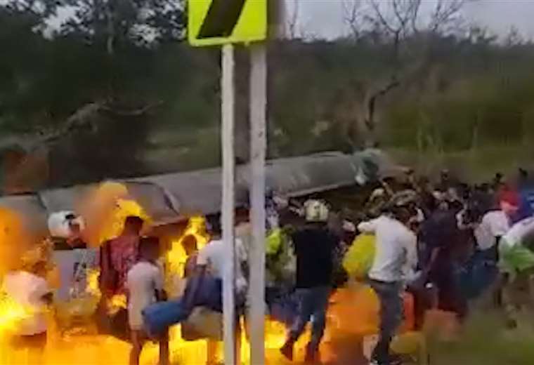 Video: así explotó cisterna mientras era saqueado en Colombia