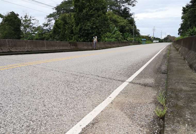 Cierran puente en Costanera Sur por sospecha de socavación